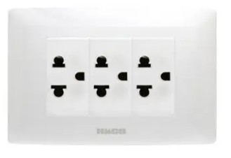 [1009815] เต้ารับ 3 ขา 3 ช่อง AP-E30 HACO