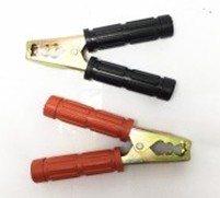 [1007029] คีมจับแบตเตอร์รี่ กลาง